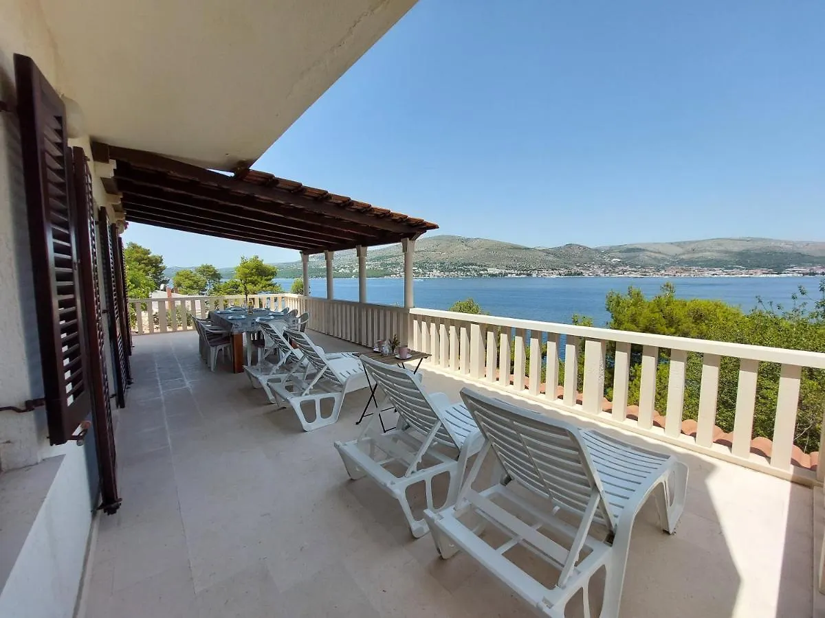 Seafront House Nusha Villa Donji Okrug  0*, Donji Okrug (Ciovo)