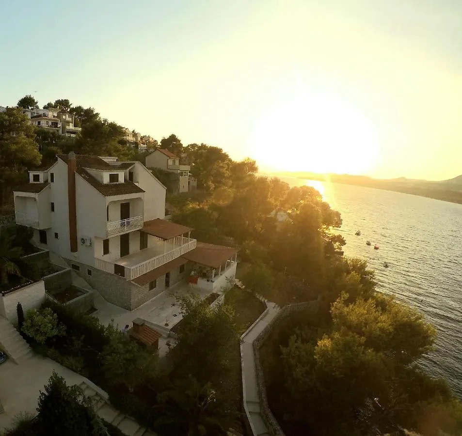 Seafront House Nusha Villa Donji Okrug  Holiday home
